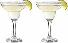 Vidrio o Plástico: ¿Qué Material Elegir para los Vasos de Margarita?