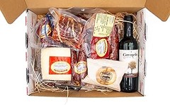 Consejos para disfrutar del vino tinto en cestas gourmet